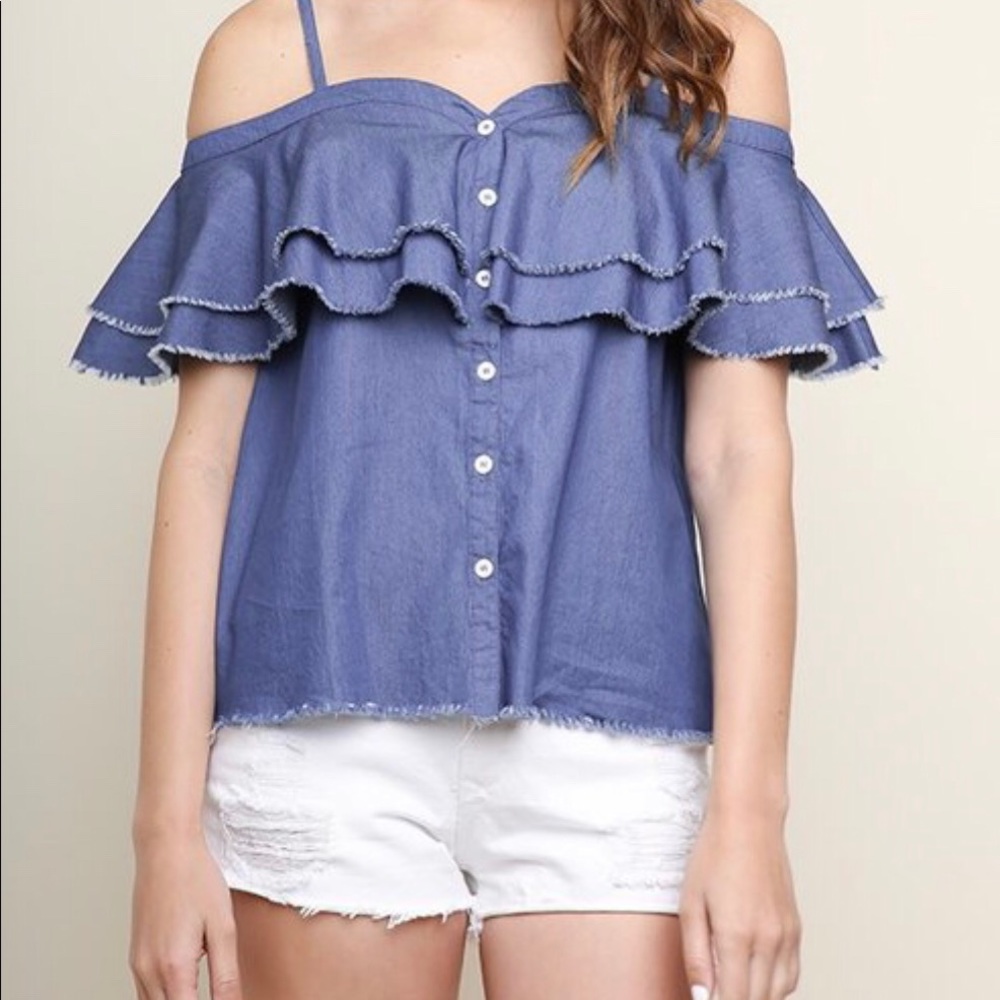 Umgee USA! Spaghetti strap ruffle top!